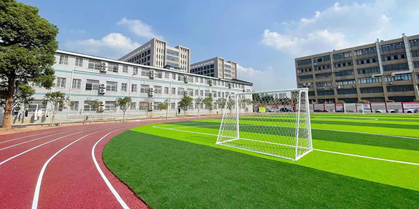 湖南托雅互聯(lián)網(wǎng)技工學校校園_中職學校校園